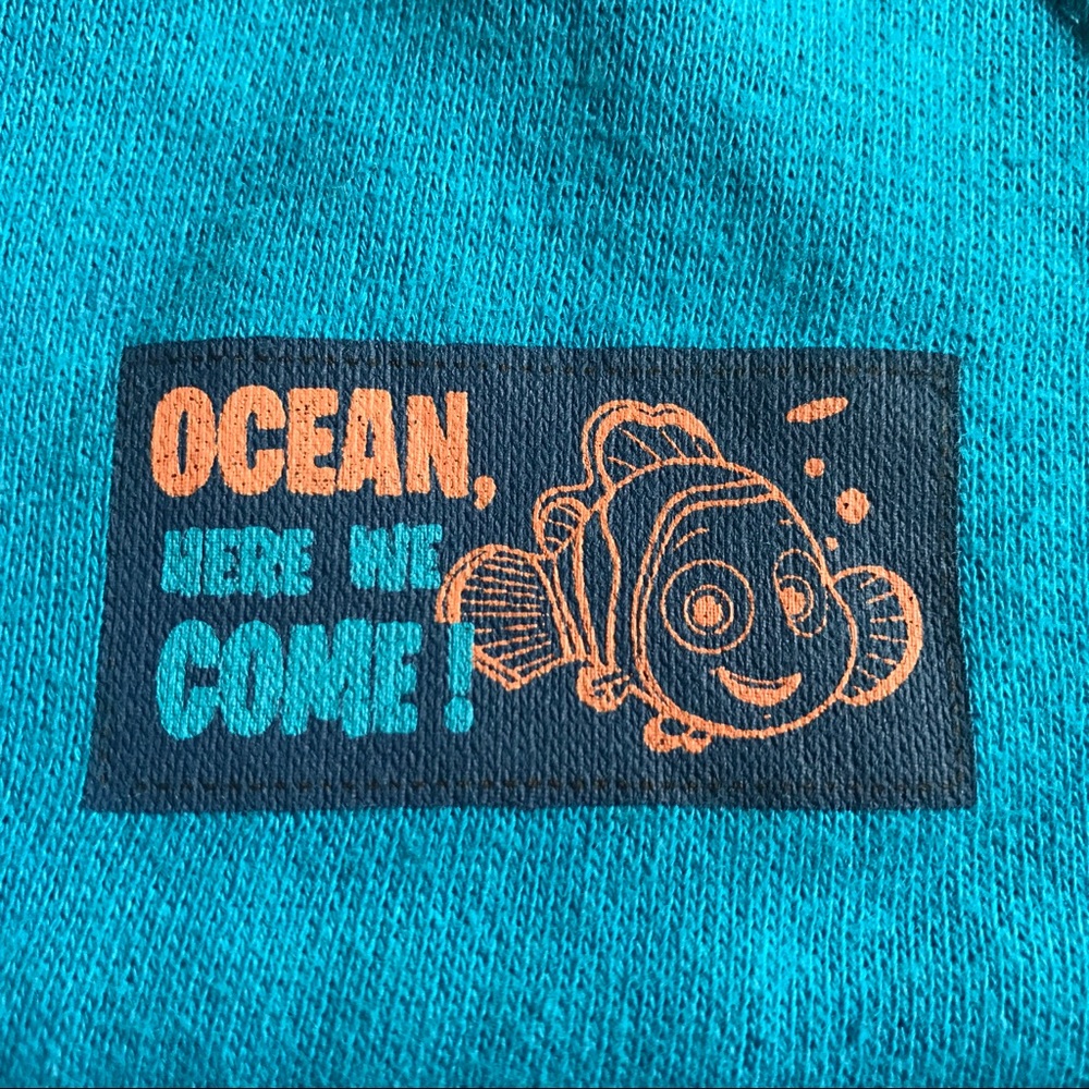 Disney/Pixar Finding Dory Sweatshirt Hoodie - Picture 4 of 7